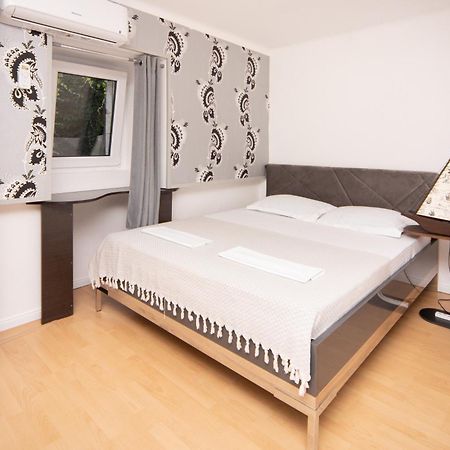Stone Beach Apartments Пржно Экстерьер фото