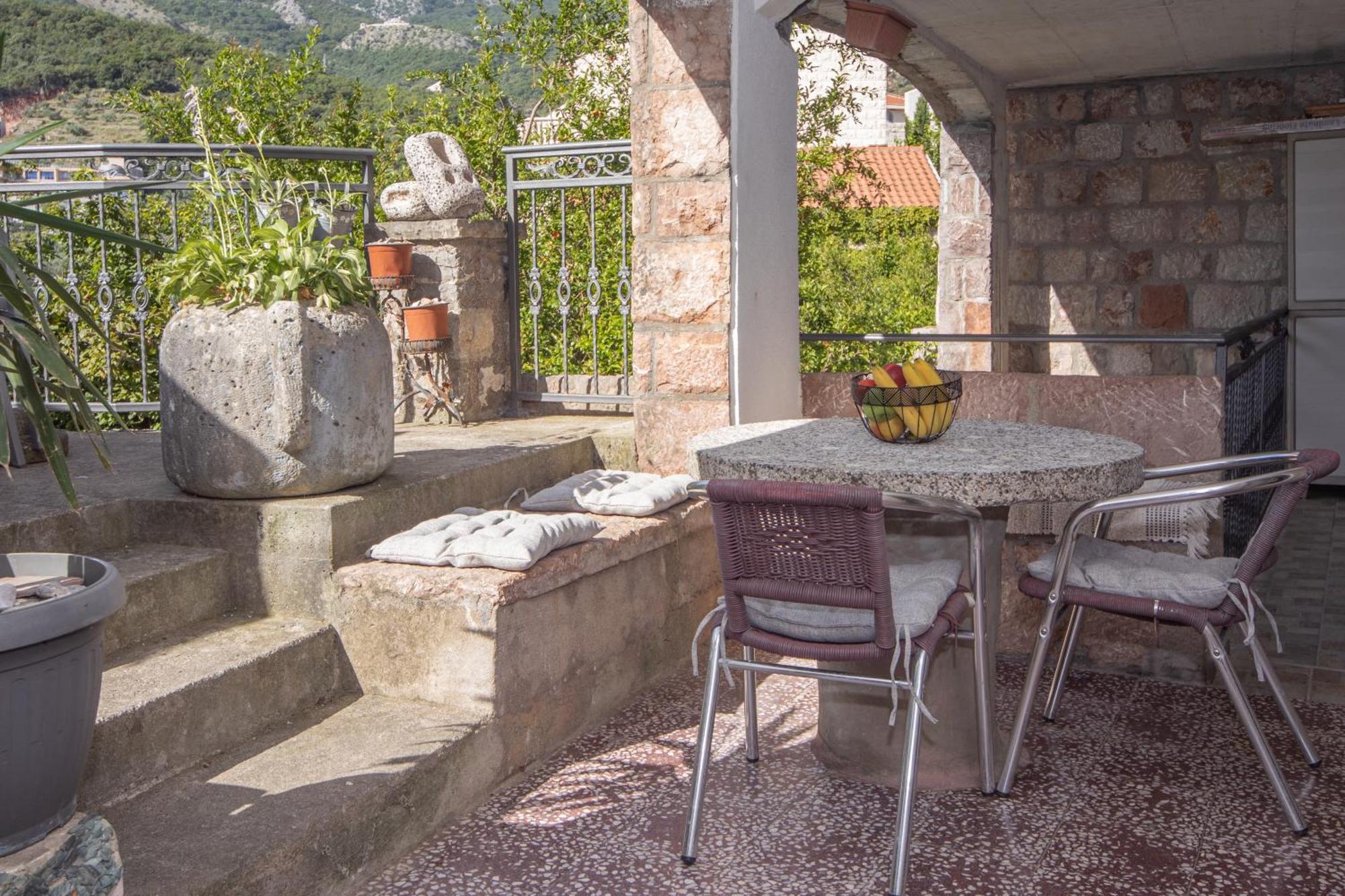 Stone Beach Apartments Пржно Экстерьер фото