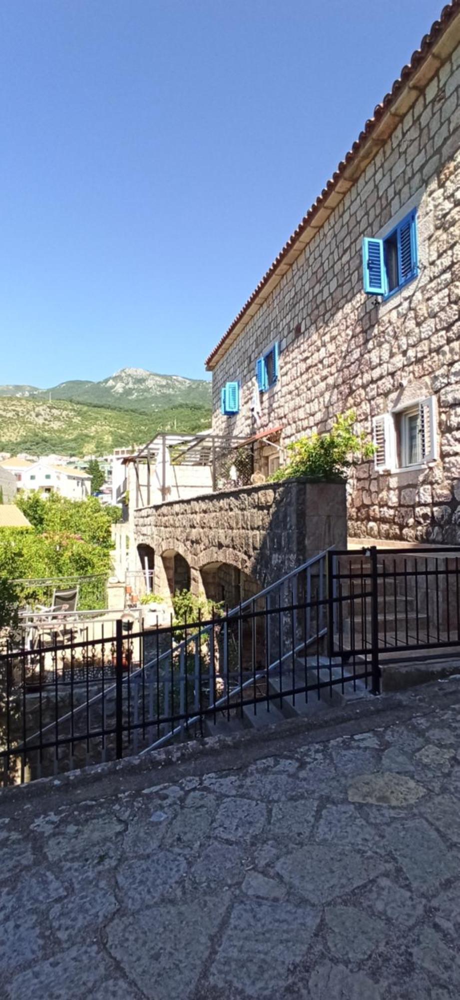 Stone Beach Apartments Пржно Экстерьер фото