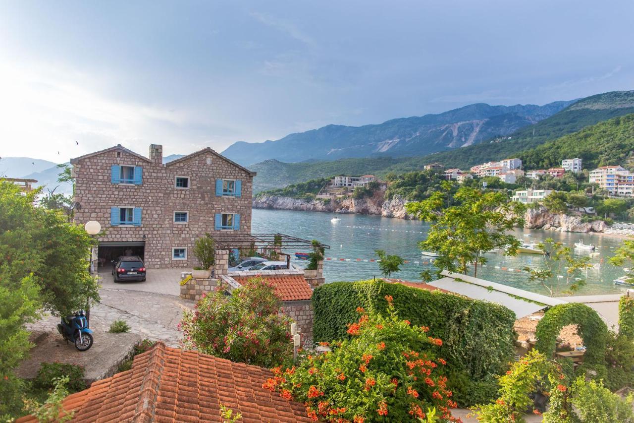 Stone Beach Apartments Пржно Экстерьер фото